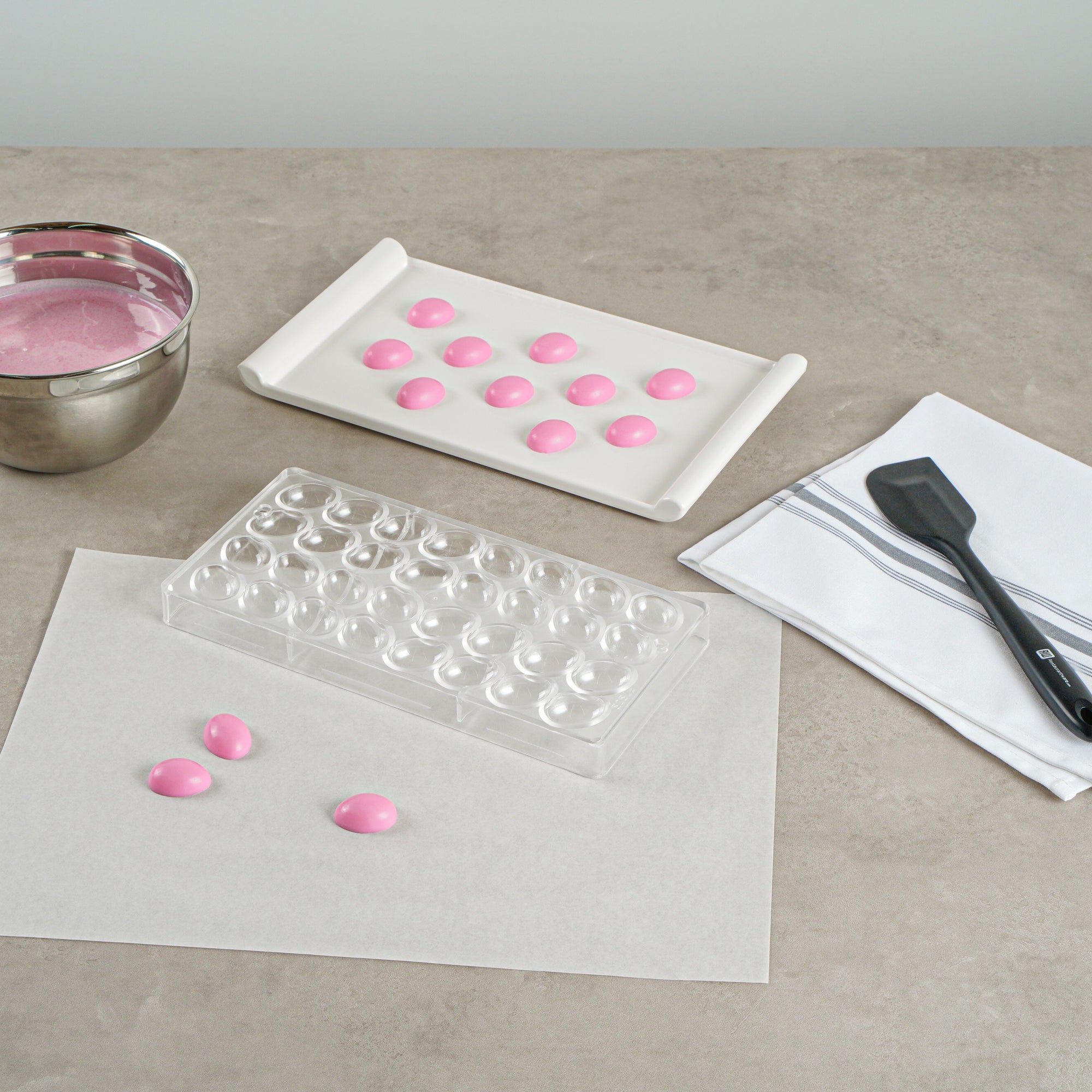 Pastry Tek Polycarbonate Egg Candy / Chocolate Mold - 32-Compartment - 1 count box