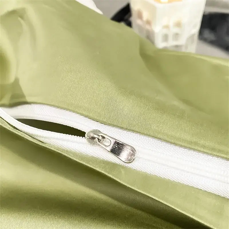 Luxurious white satin egyptian cotton duvet cover bedroom bedding